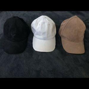 3 baseball cap-style hat